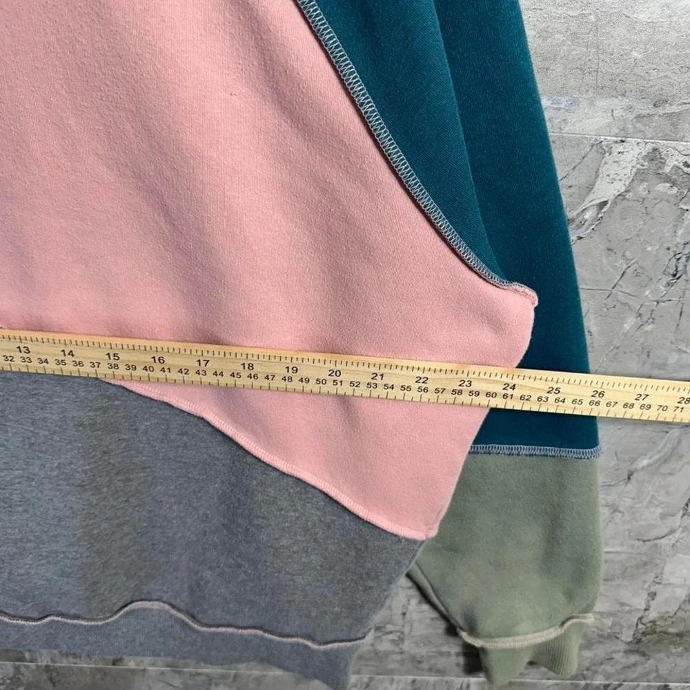 Wild Fable pink and grey colorblock sweatshirt Woman's Size M #colorblock - Picture 6 of 7